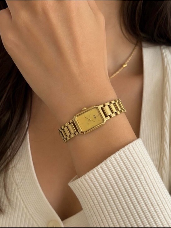 Seiko Accessories - Vintage Seiko Women’s Gold Tone Quartz Watch 2E20-6249 | Not Running